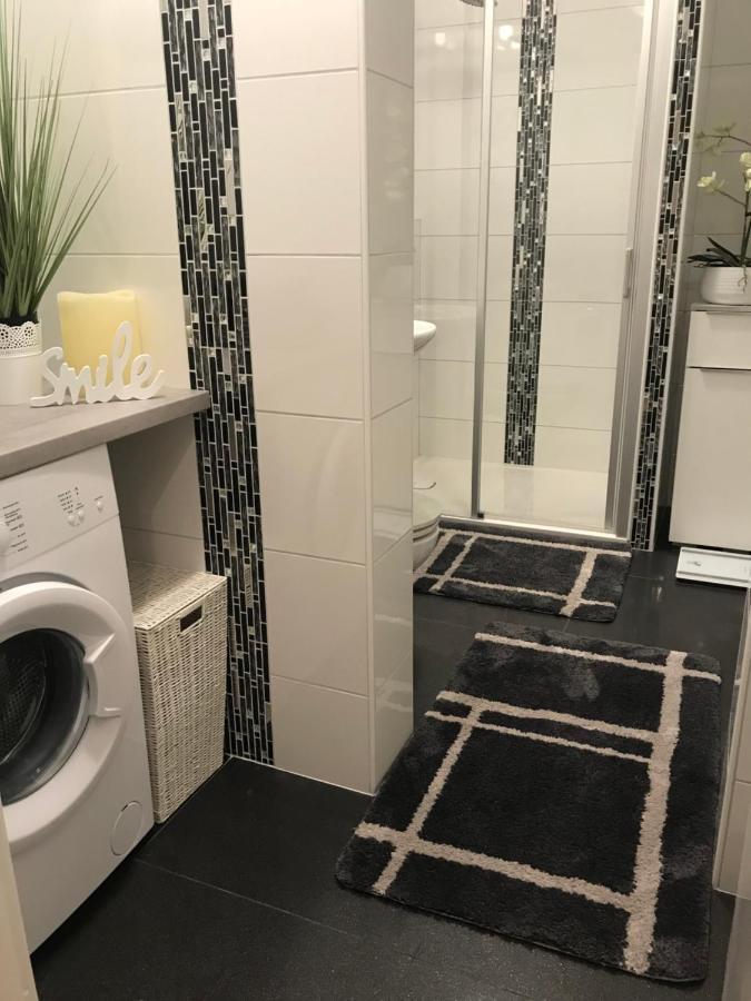 Ferienwohnung Viktoria Гота Екстериор снимка