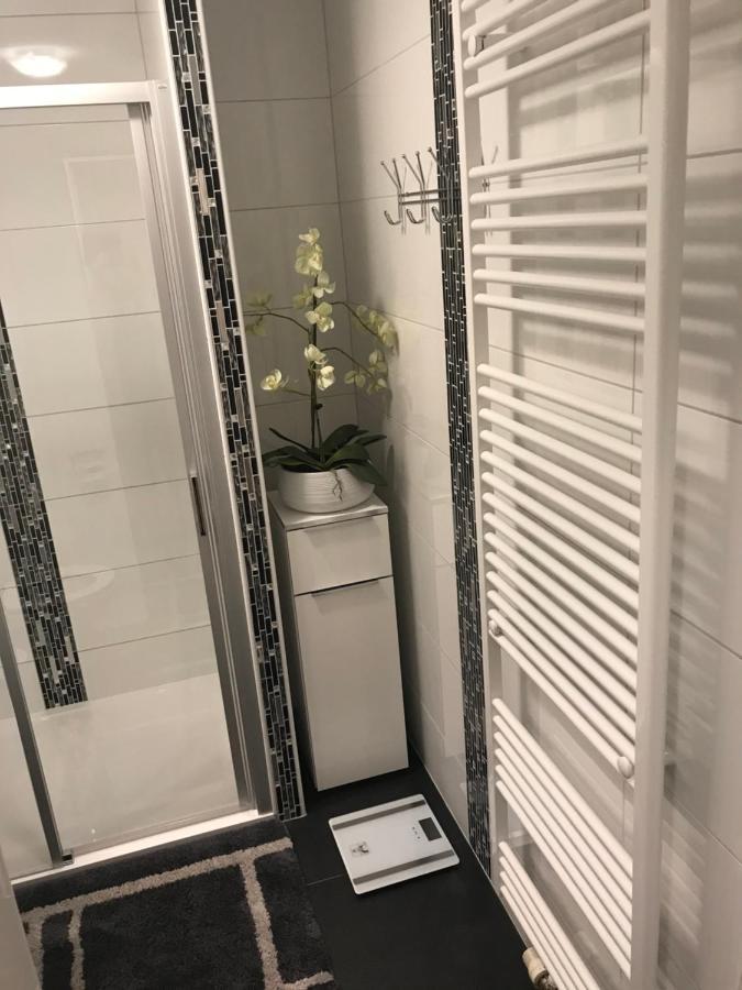 Ferienwohnung Viktoria Гота Екстериор снимка